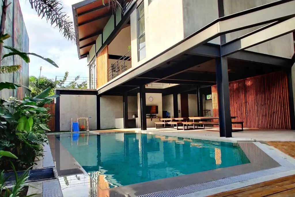 Casa Tropica Villas - Diwata Villa Modern Hot Spring Pool Pet-Friendly Private Resort With Mountain View-1